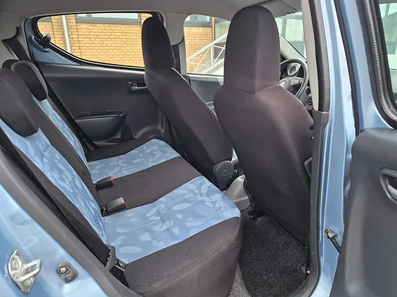 Suzuki Alto 2011 photo 5