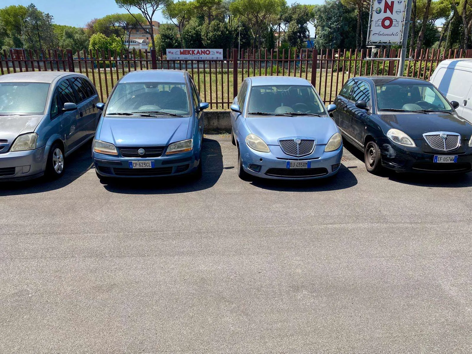 Lancia Ypsilon 2010 photo 2