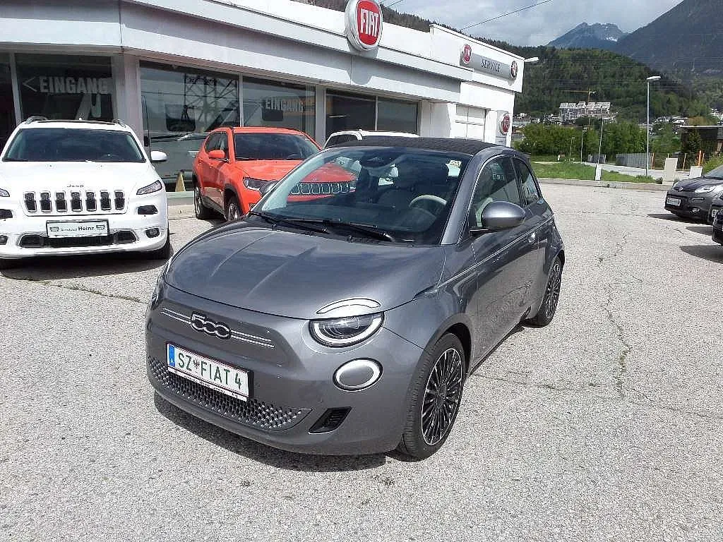 Fiat 500E 2023 photo 2