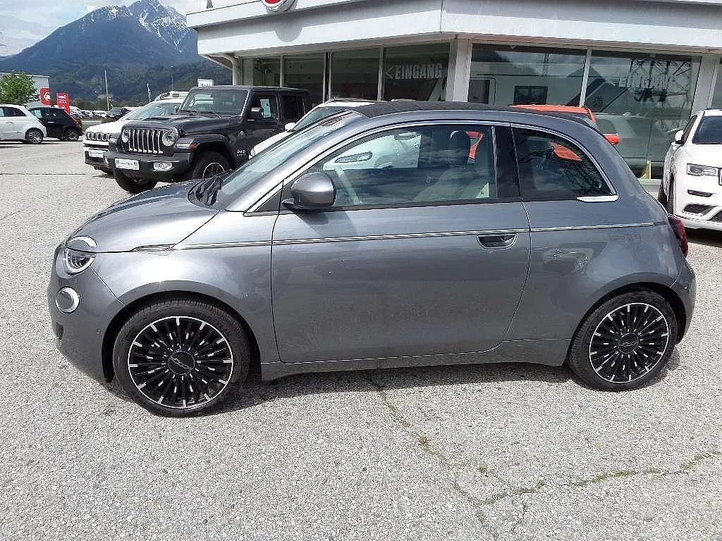 Fiat 500E 2023 photo 3