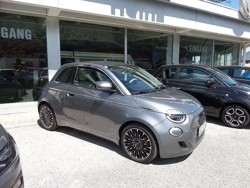Fiat 500E