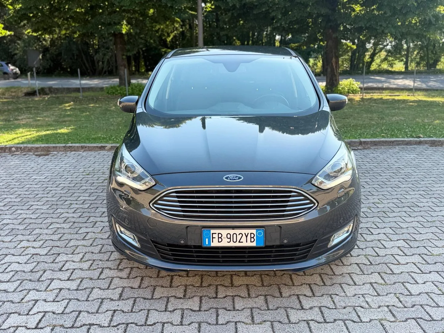 Ford C-Max 2016 photo 2