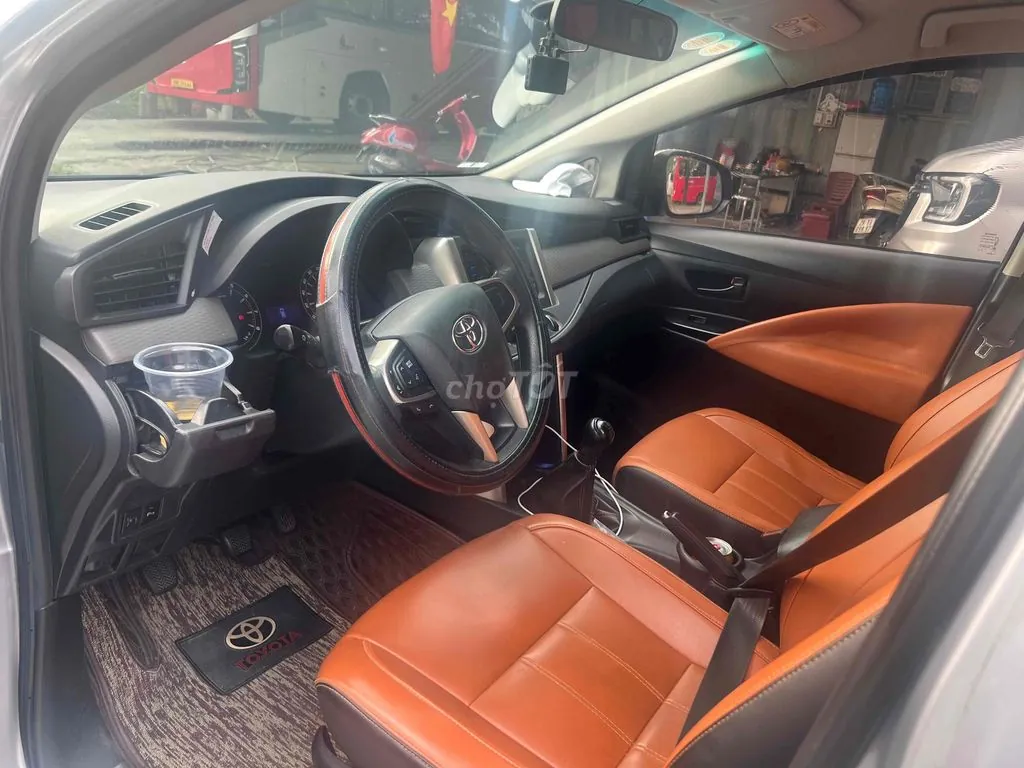 Toyota Innova 2018 photo 2