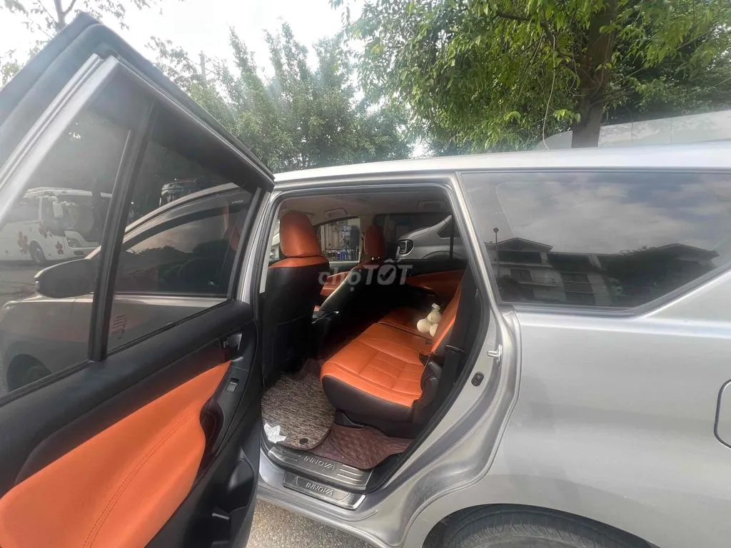 Toyota Innova 2018 photo 5