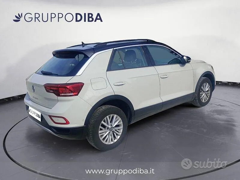 Volkswagen T-Roc 2023 photo 5