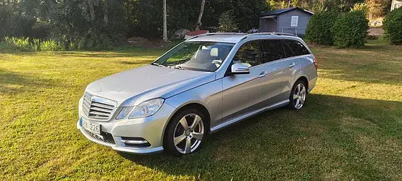Mercedes-Benz E220