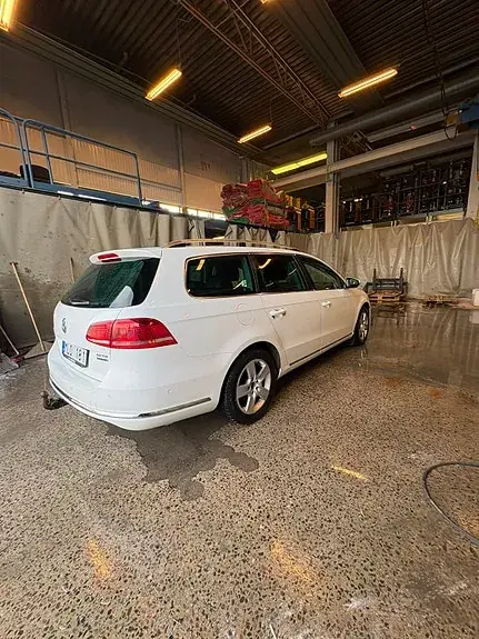 Volkswagen Passat 2012 photo 4