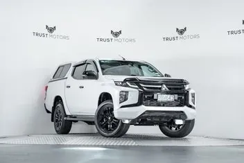 Mitsubishi Triton 2023 photo 2