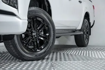 Mitsubishi Triton 2023 photo 3