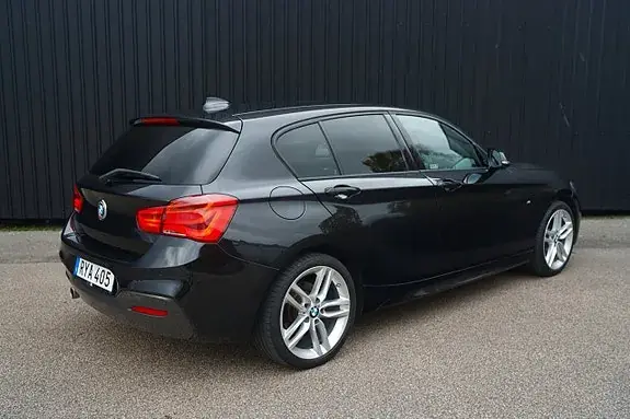 BMW 118D 2016 photo 2