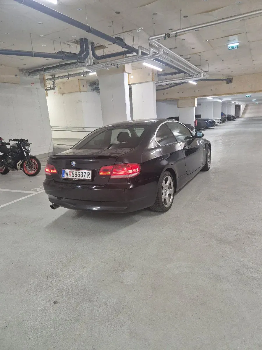 BMW 3 Series 2008 photo 3