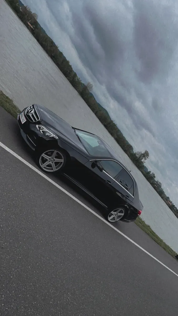 Mercedes-Benz E-Class 2015 photo 3
