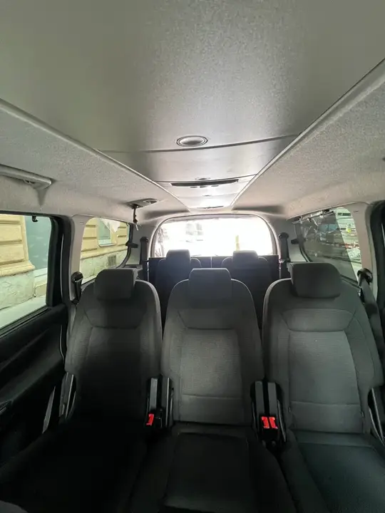 Ford Galaxy 2009 photo 3