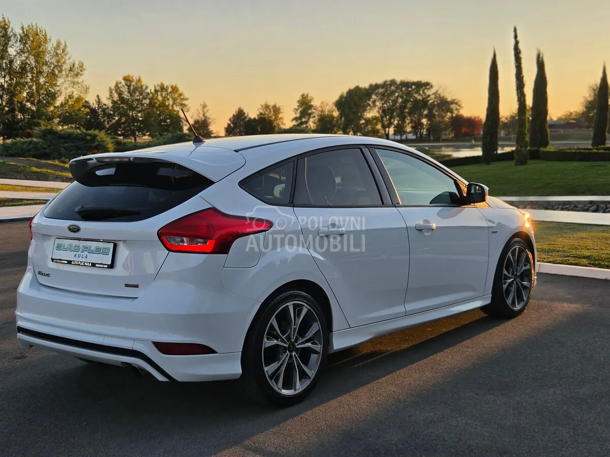 Ford Focus 2017 photo 5