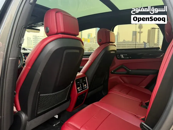 Porsche Cayenne 2022 photo 4