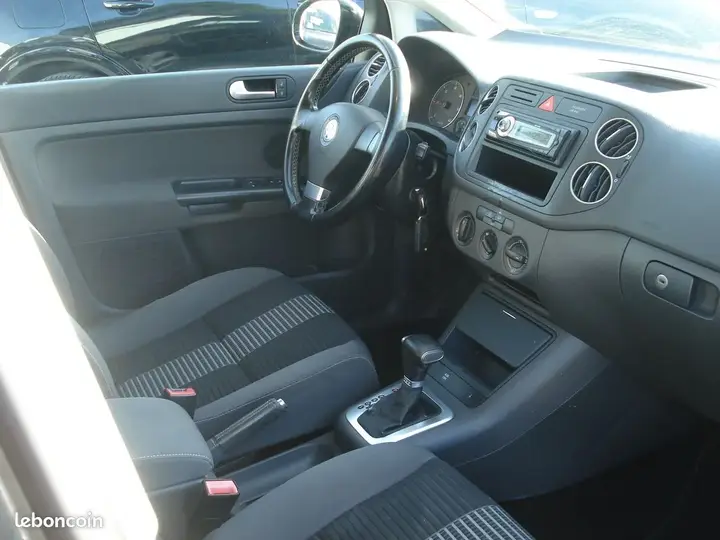 Volkswagen Golf 2008 photo 3