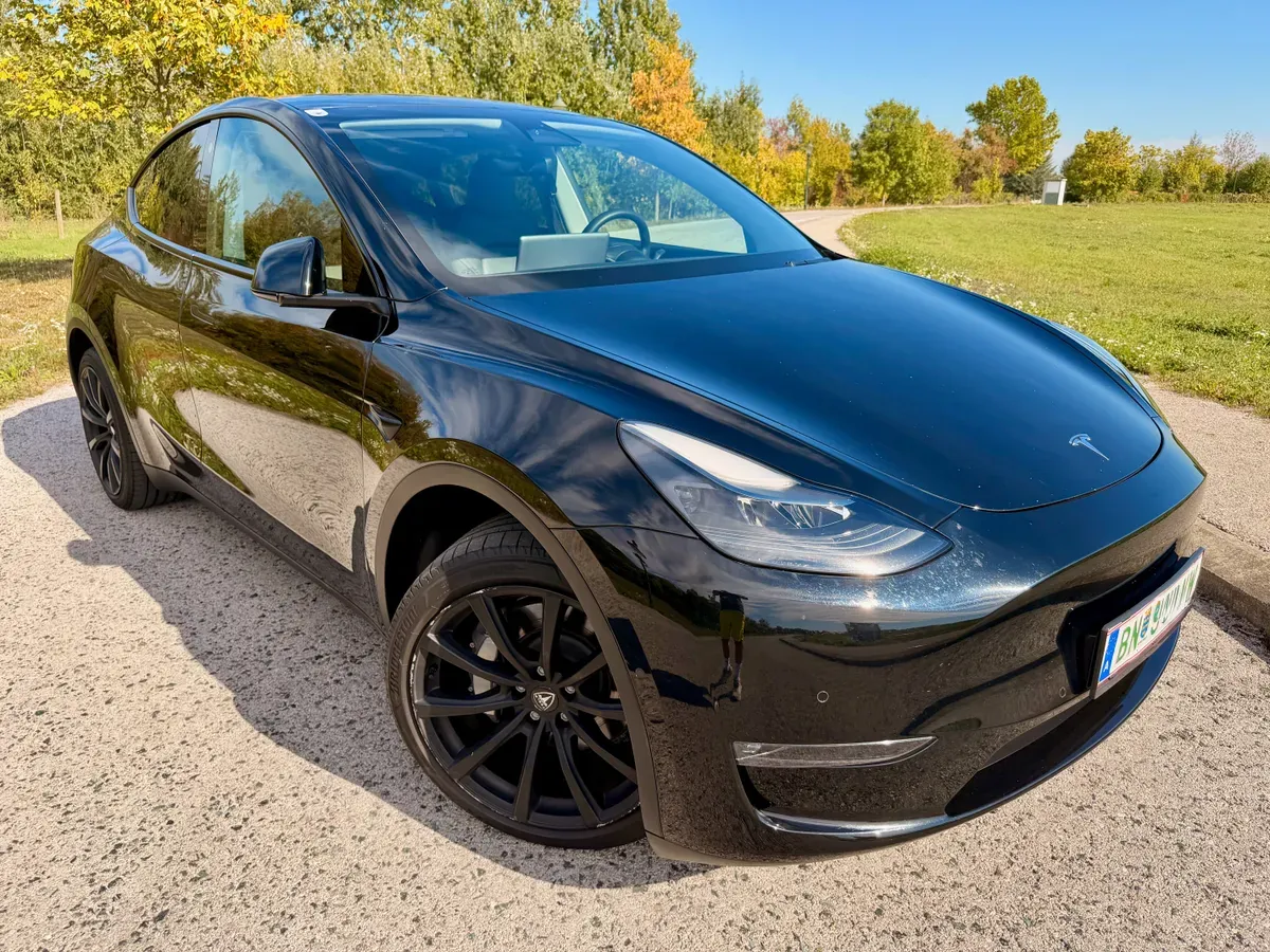 Tesla Model Y 2021 photo 3