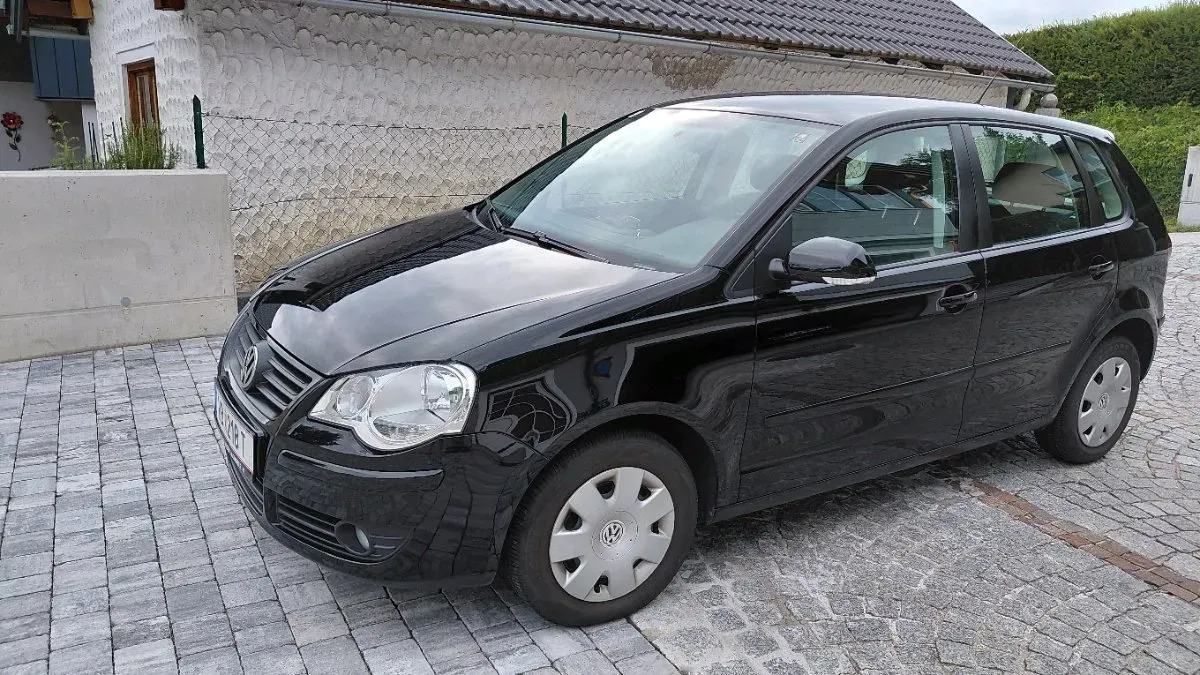 Volkswagen Polo 2009 photo 2