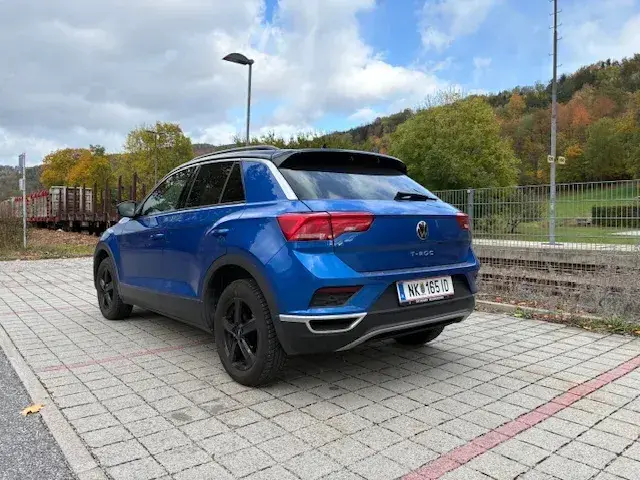 Volkswagen T-Roc 2021 photo 2