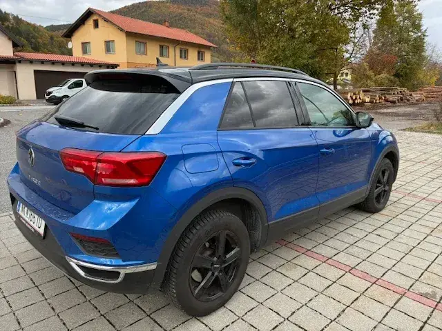 Volkswagen T-Roc 2021 photo 3