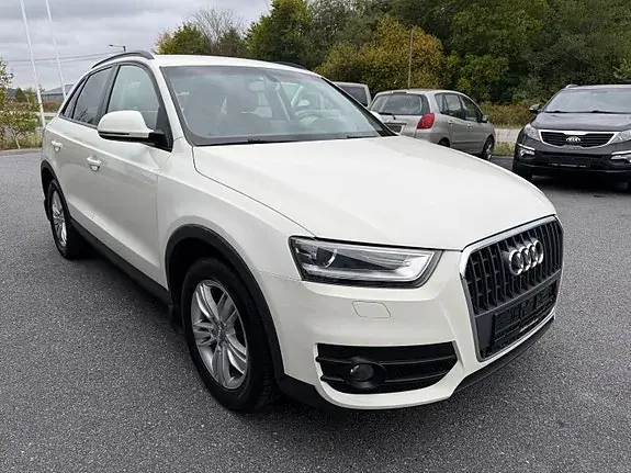Audi Q3 2012 photo 4