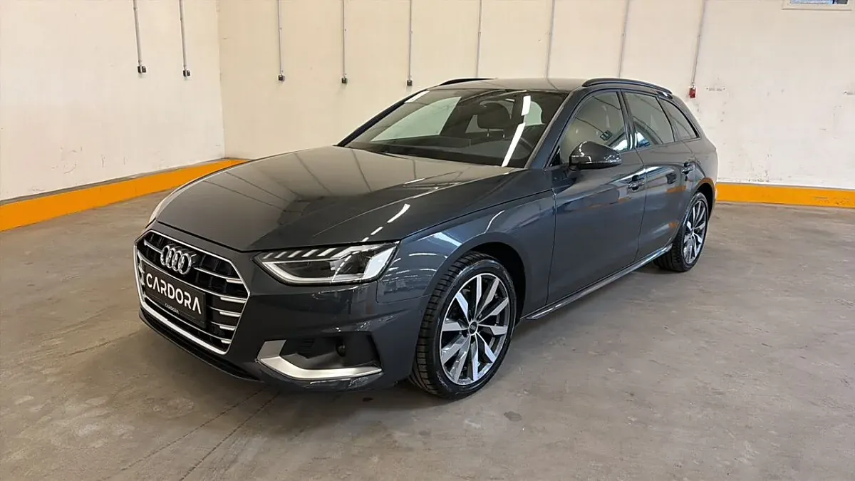 Audi A4 2023 photo 2