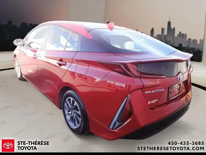 Toyota Prius Prime 2022 photo 5