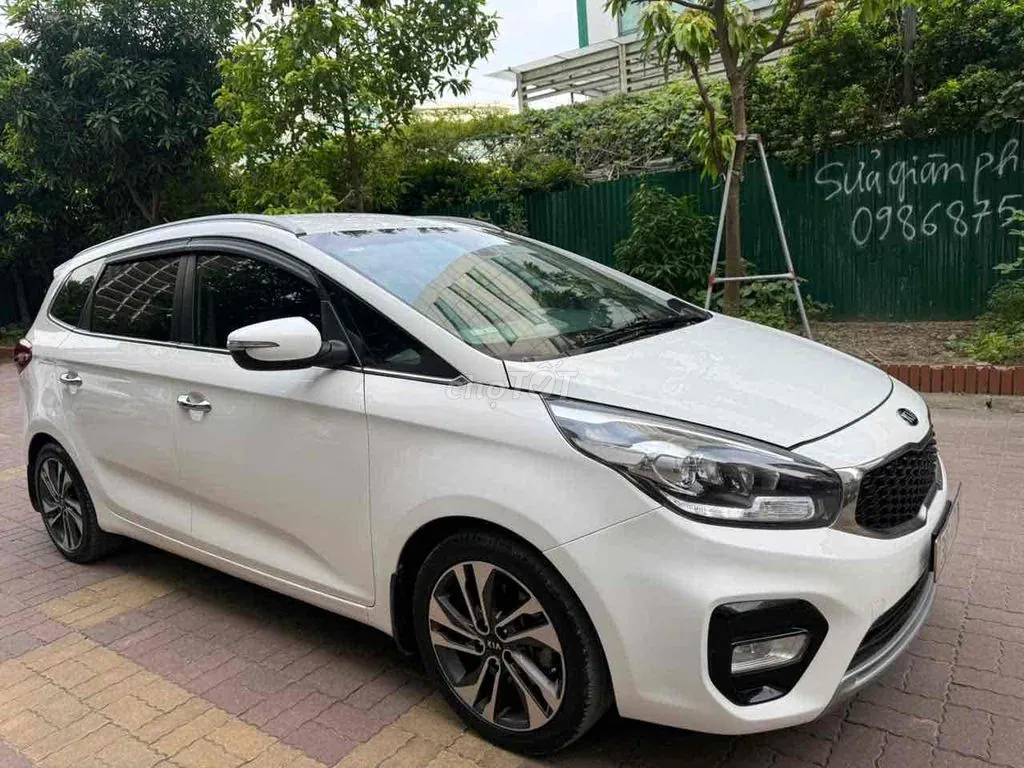 Kia Rondo 2017 photo 3