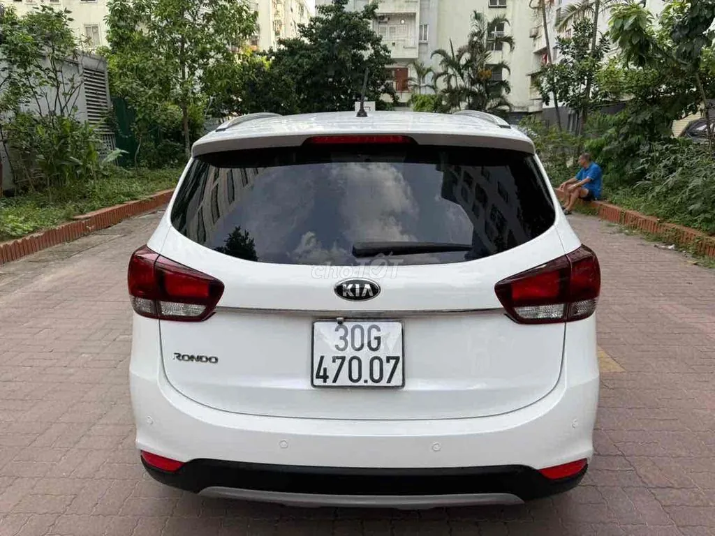 Kia Rondo 2017 photo 2