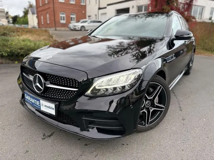 Mercedes-Benz C200