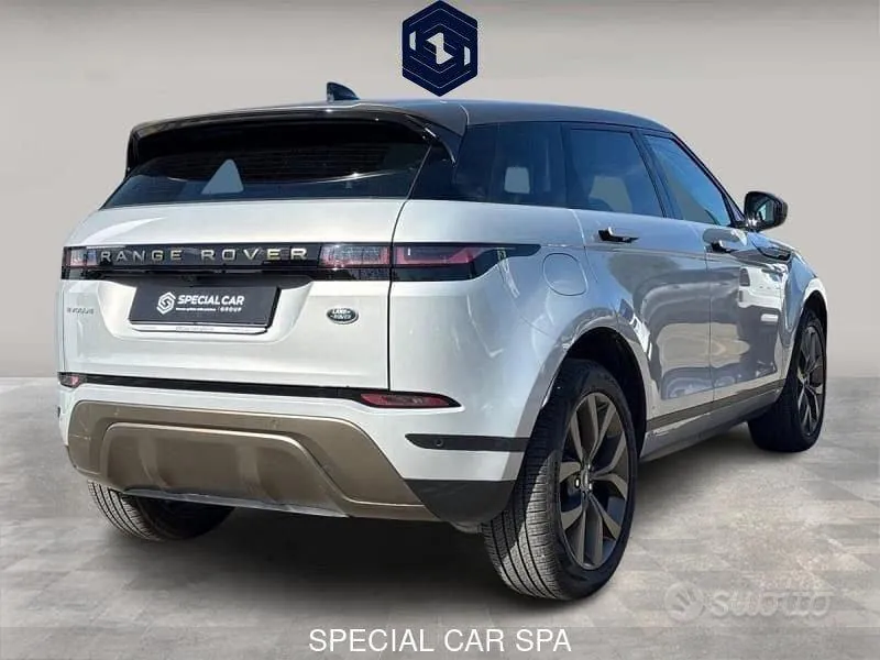 Land Rover Range Rover Evoque 2022 photo 2