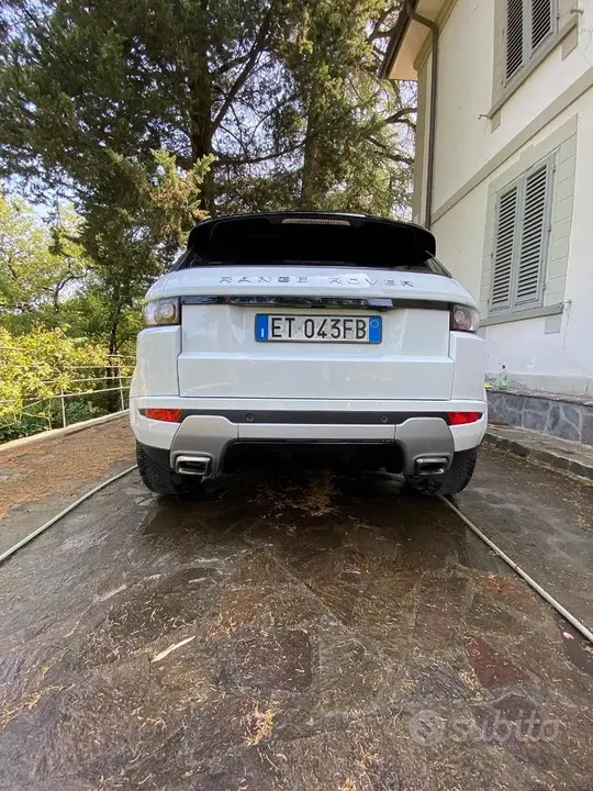 Land Rover Range Rover Evoque 2013 photo 3