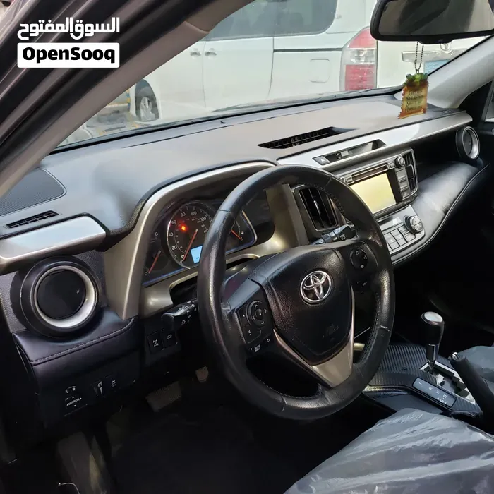 Toyota Rav 4 2015 photo 4