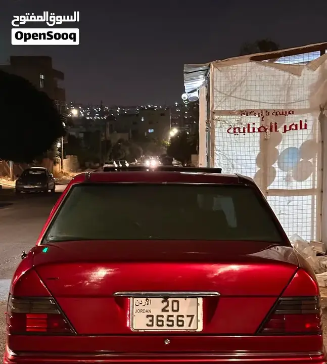 Mercedes-Benz E-Class 1985 photo 4