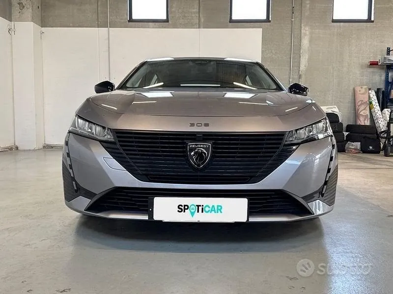 Peugeot 308 2022 photo 2