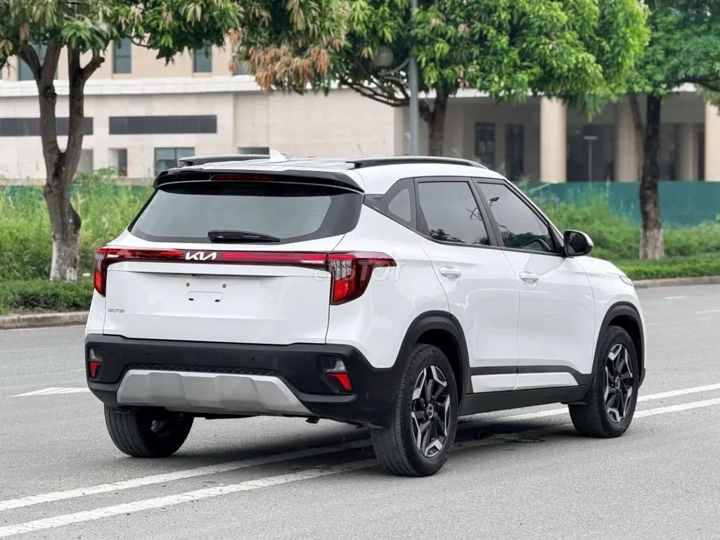 Kia Seltos 2024 photo 5