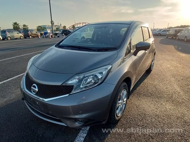 Nissan Note 2016 photo 2