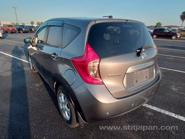 Nissan Note 2016 photo 3