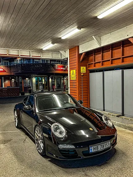 Porsche 911 2009 photo 2