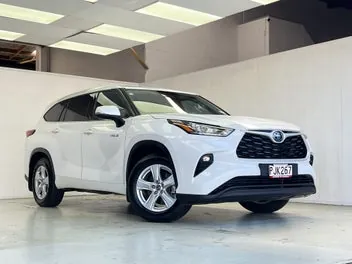 Toyota Highlander 2022 photo 2