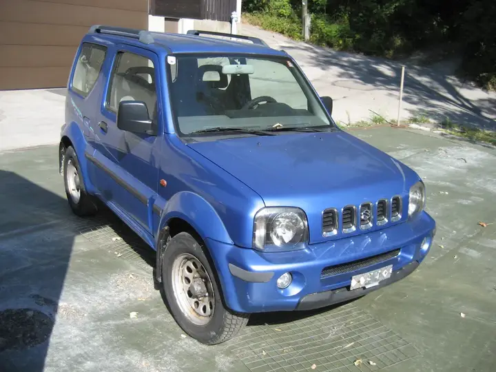 Suzuki Jimny 2000 photo 2