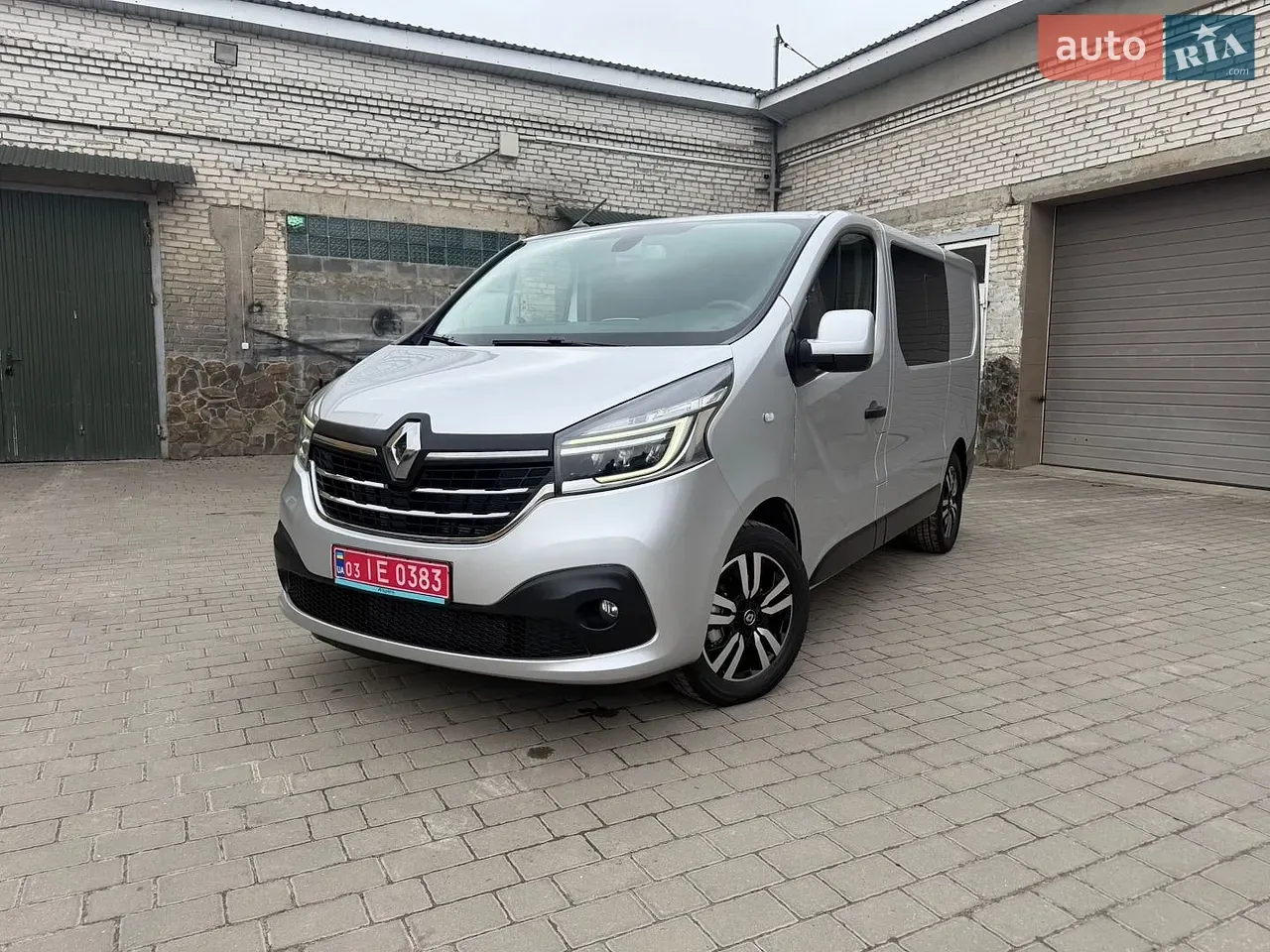 Renault Trafic 2020 photo 2