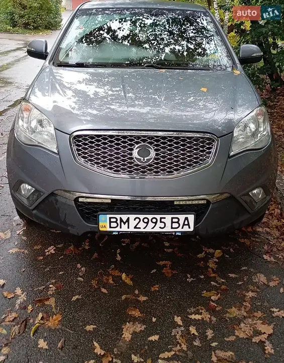 KG Mobility Korando 2013 photo 2