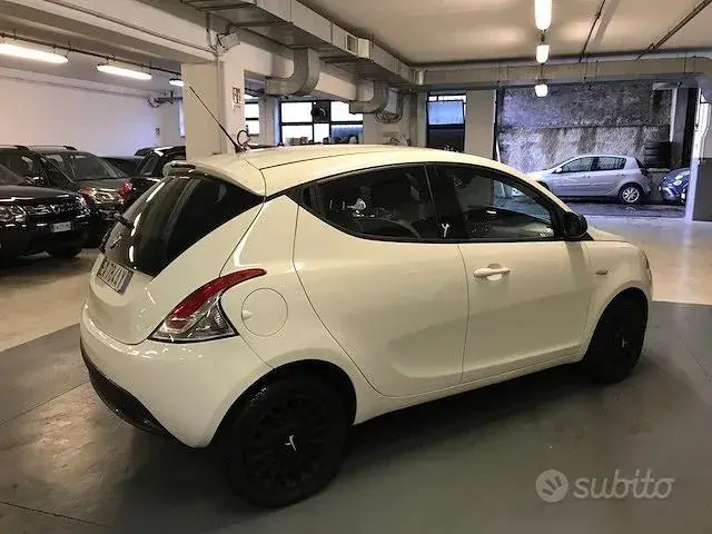 Lancia Ypsilon 2014 photo 5