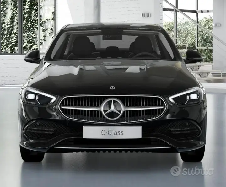 Mercedes-Benz C200 photo 2