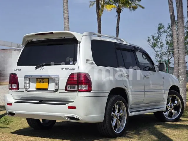 Toyota Land Cruiser Sahara 2003 photo 2
