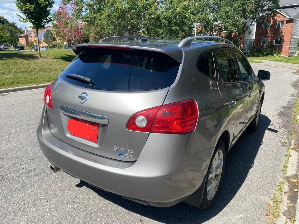Nissan Rogue 2012 photo 2