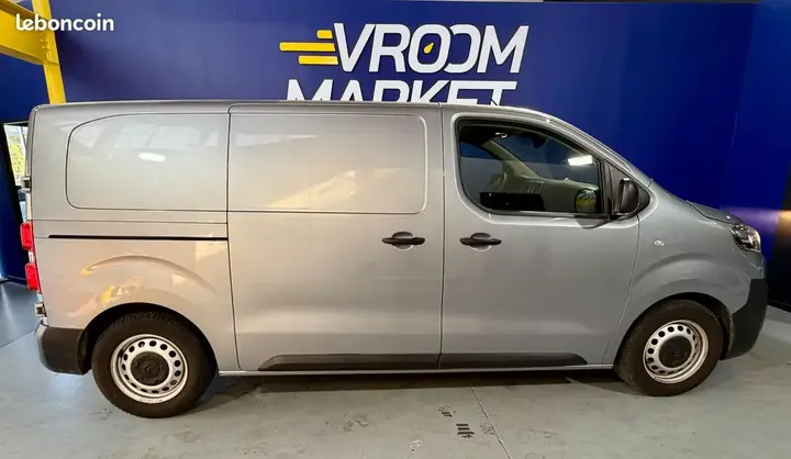 Citroen Jumpy 2022 photo 2