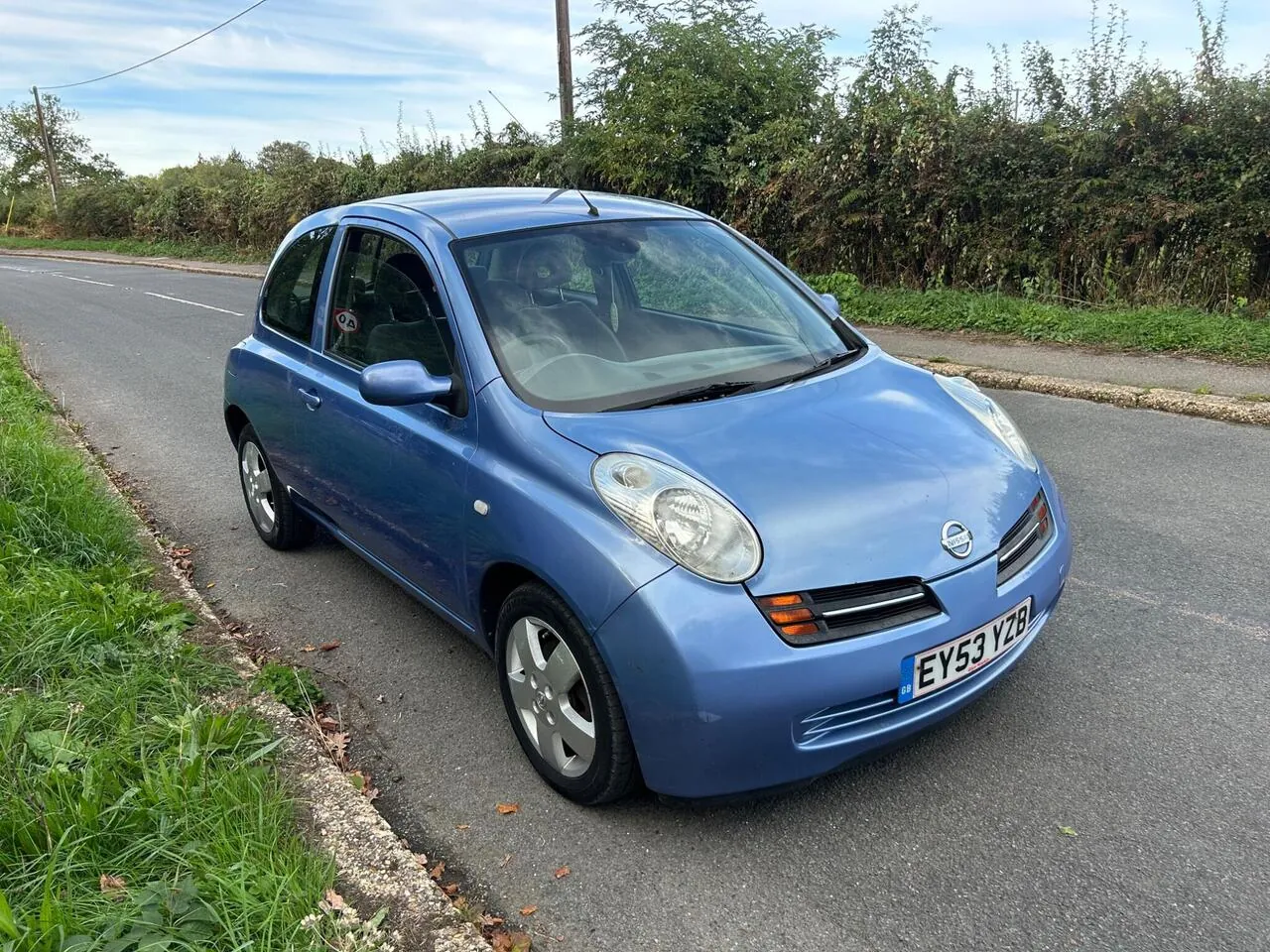 Nissan Micra 2003 photo 2