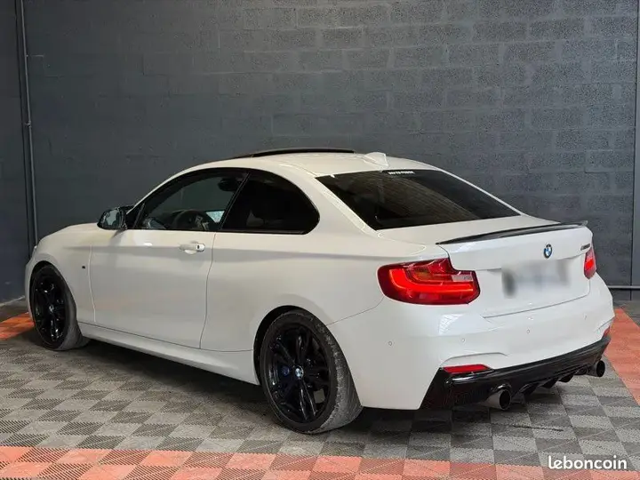 BMW M235I